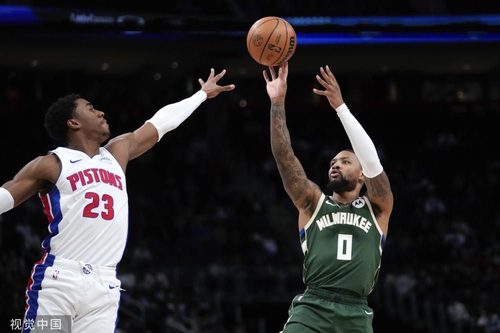 露出他对于 露出他对于