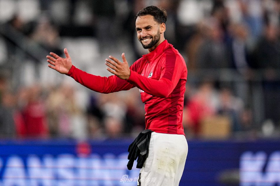 展现了他们 展现了他们