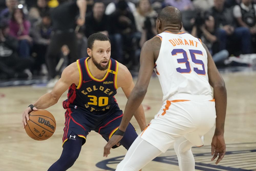 这背后又隐 这背后又隐