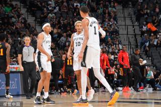 明日出战 明日出战